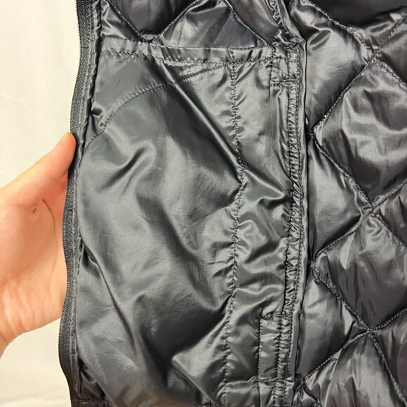 Uniqlo Lightweight Puffer Zip Up Jacket Pocket Zippers Size XS - Picture 4 of 7